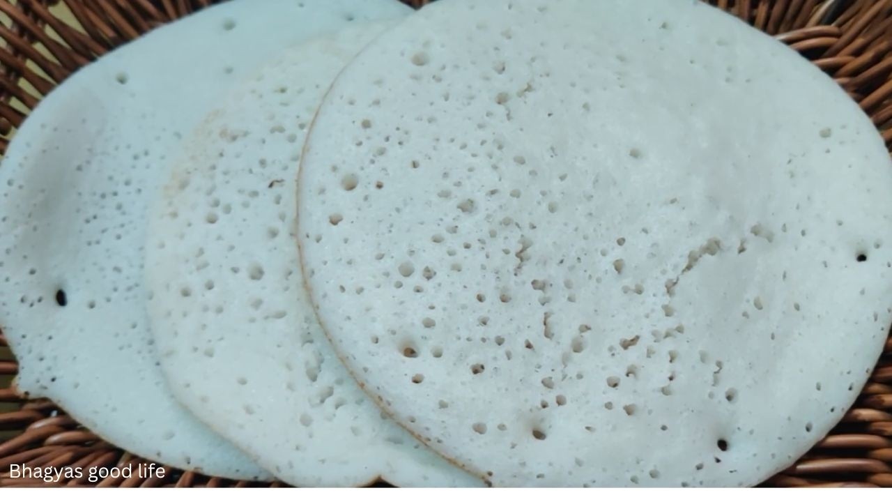 Coconut Dosa / ഉഴുന്ന് ചേർക്കാതെ നല്ല രുചിയുള്ള പഞ്ഞി പോലൊരു നാടൻ ദോശ / Spongy Dosa|Breakfast Recipe