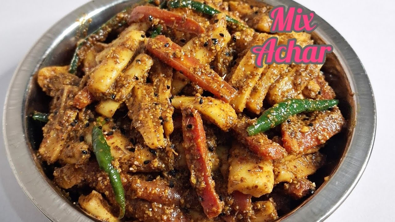 गाजर ,मूली और हरा मिर्च का मिक्स आचार, खास टिप्स जो सालों चले ,Mix Achar recipe  ,