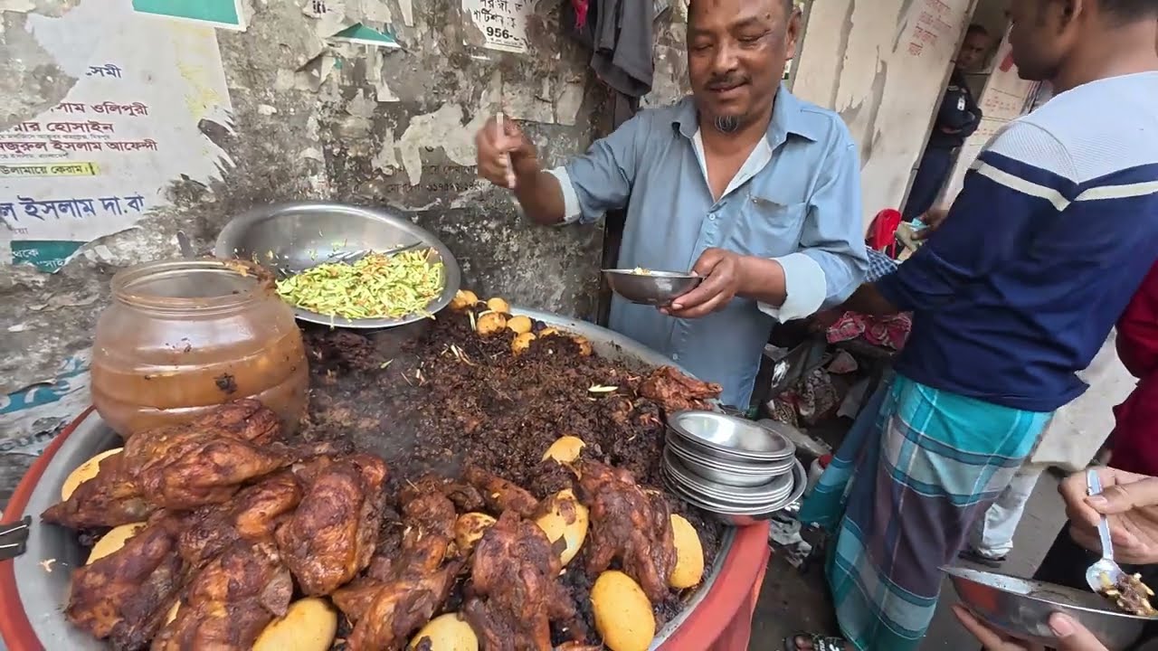 VIRAL EGG CHICKEN CHULA BIRIYANI.MOTIJHEEL DHAKA BANGLADESH. 