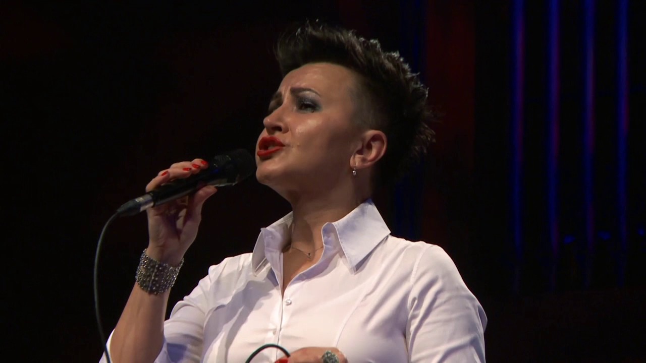 AMIRA MEDUNJANIN - TELAL VIČE ft. Zagrebački Solisti