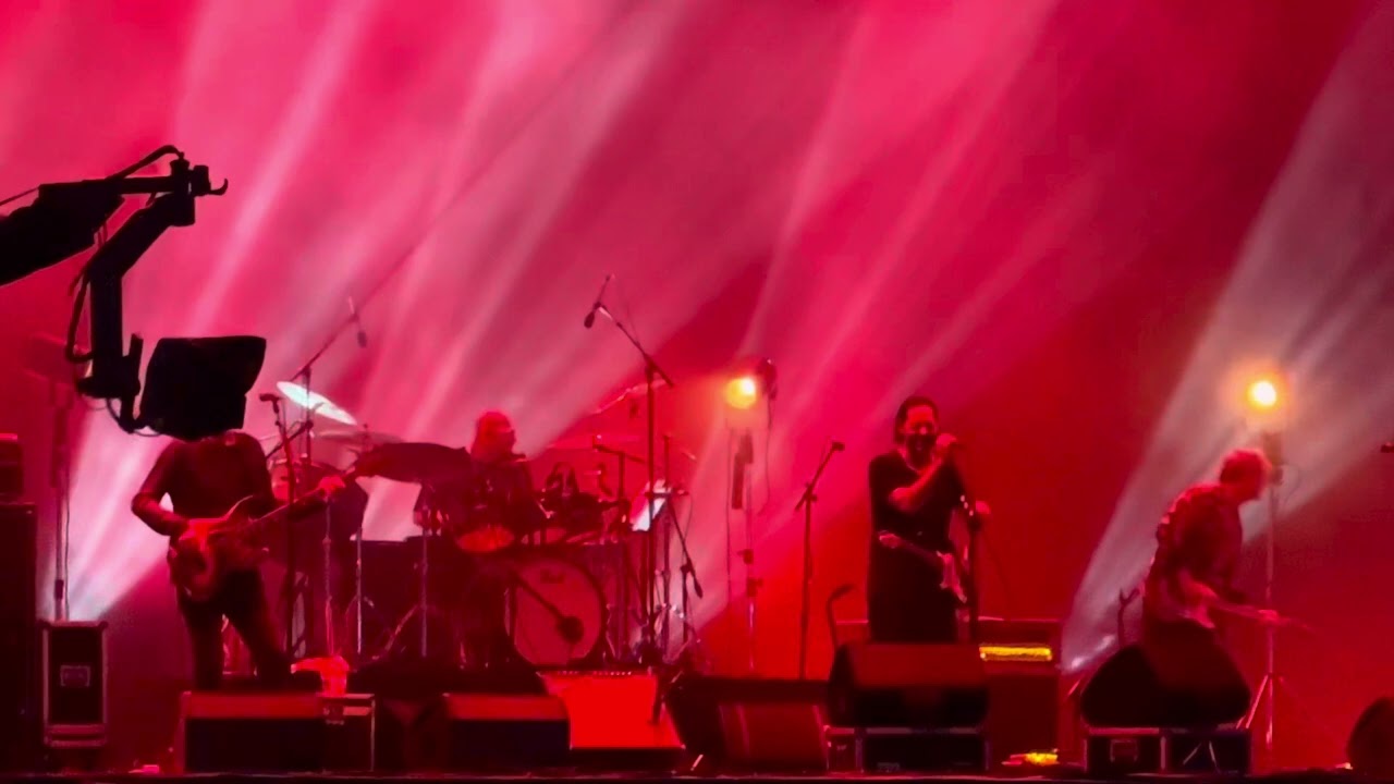 Duman - İçimde Aşk Var (İstanbul - 08.09.2024)