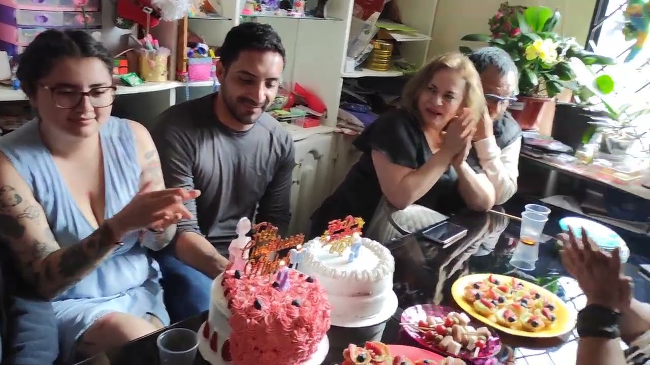 Felíz cumpleaños Mishel y Jonathan