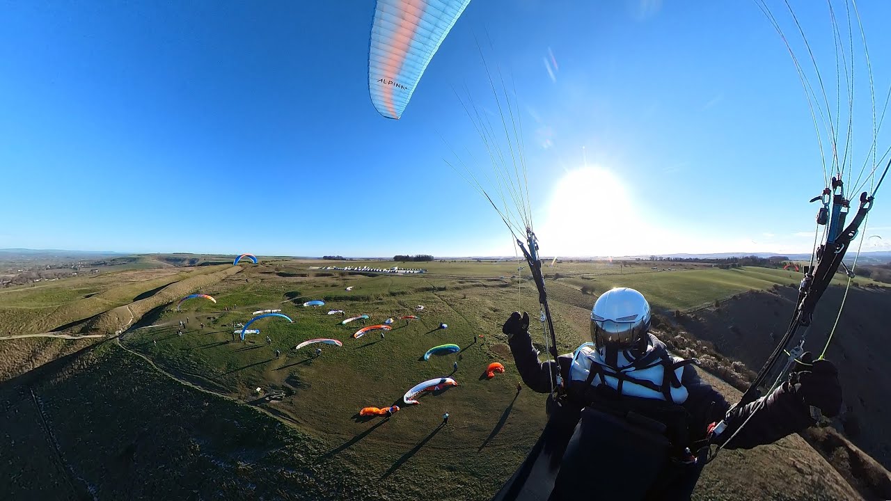 A Westbury White Horse opener for 2026! Paragliding Zen!