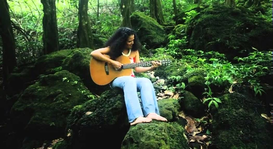 Sabrina Laughlin. Terehe, le clip