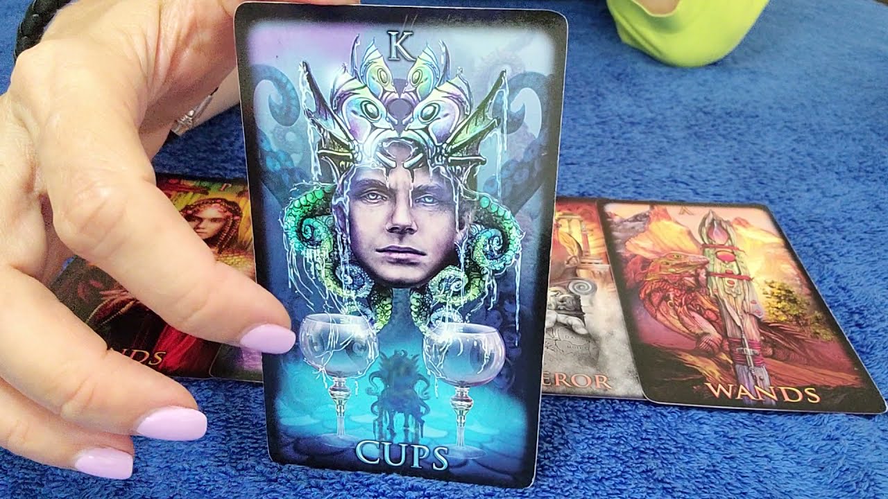 TAURUS - THEY'RE REALIZING HOW MUCH THEY MISS YOU... 💌 NOVEMBER 2021 TAROT READING