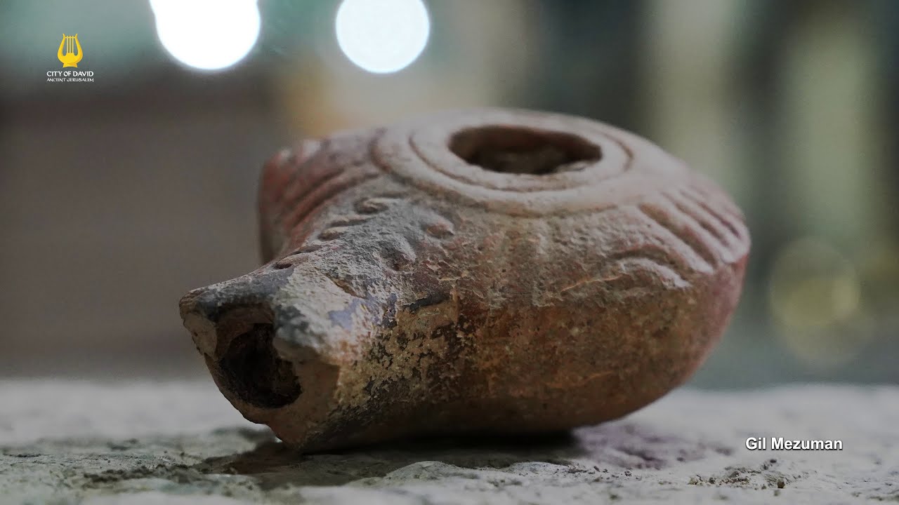 Hanukkah: Hasmonean-Era Oil Lamp Discovered in the City of David