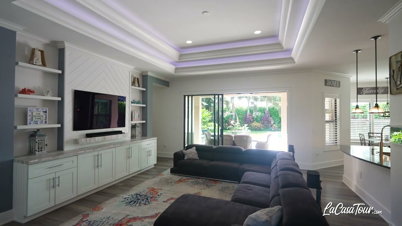 2704 Crystal Way, Naples, FL 34119 ub