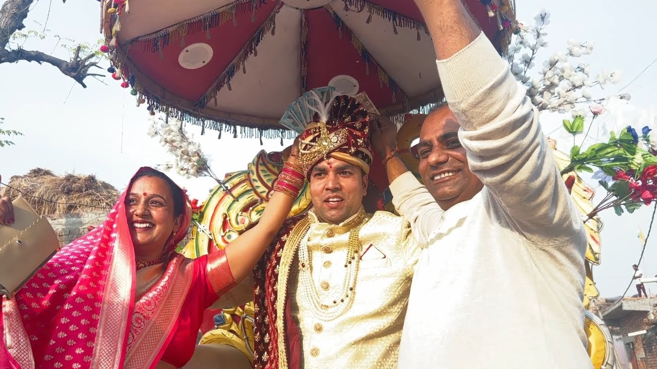 आये हम बाराती || Full Enjoy in Village Wedding || Pal Family