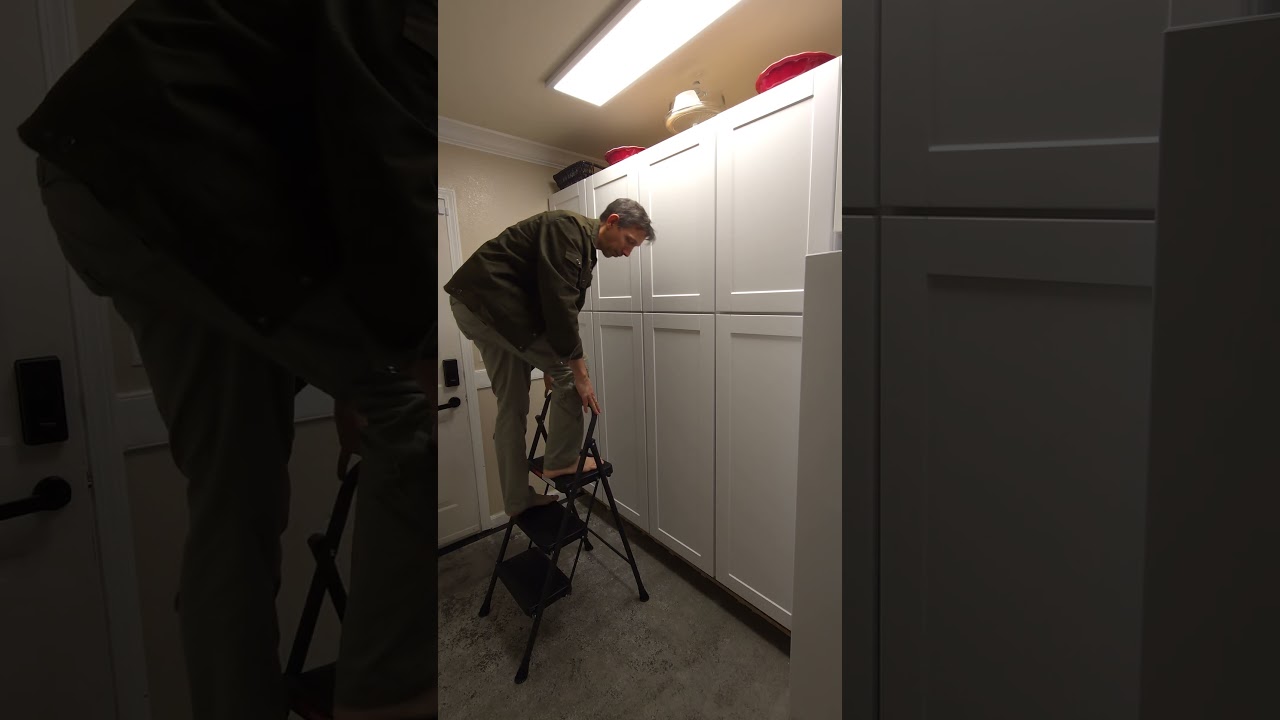 Quick Review: HBTower Folding 3 Step Ladder &ndash; Wide Anti-Slip Pedal, Sturdy Steel, Lightweight