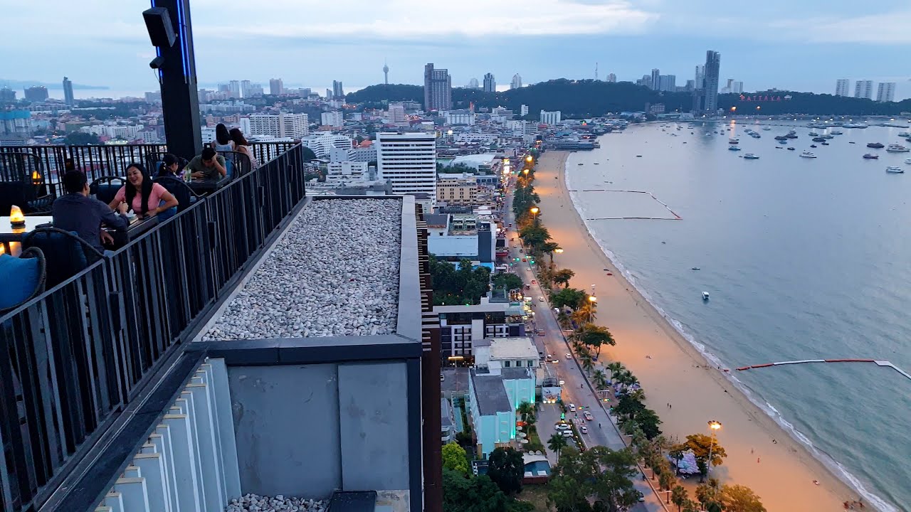 Horizon Rooftop Restaurant and Bar, 34th floor Hilton Hotel Pattaya, Thailand (2025) (4K)