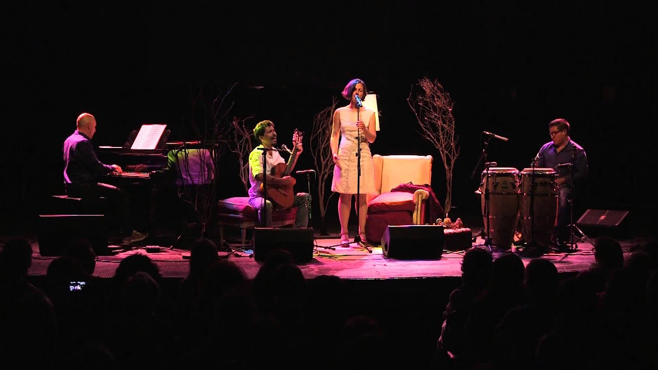 Ana Garcia y Gaddafi Nuñez duo (