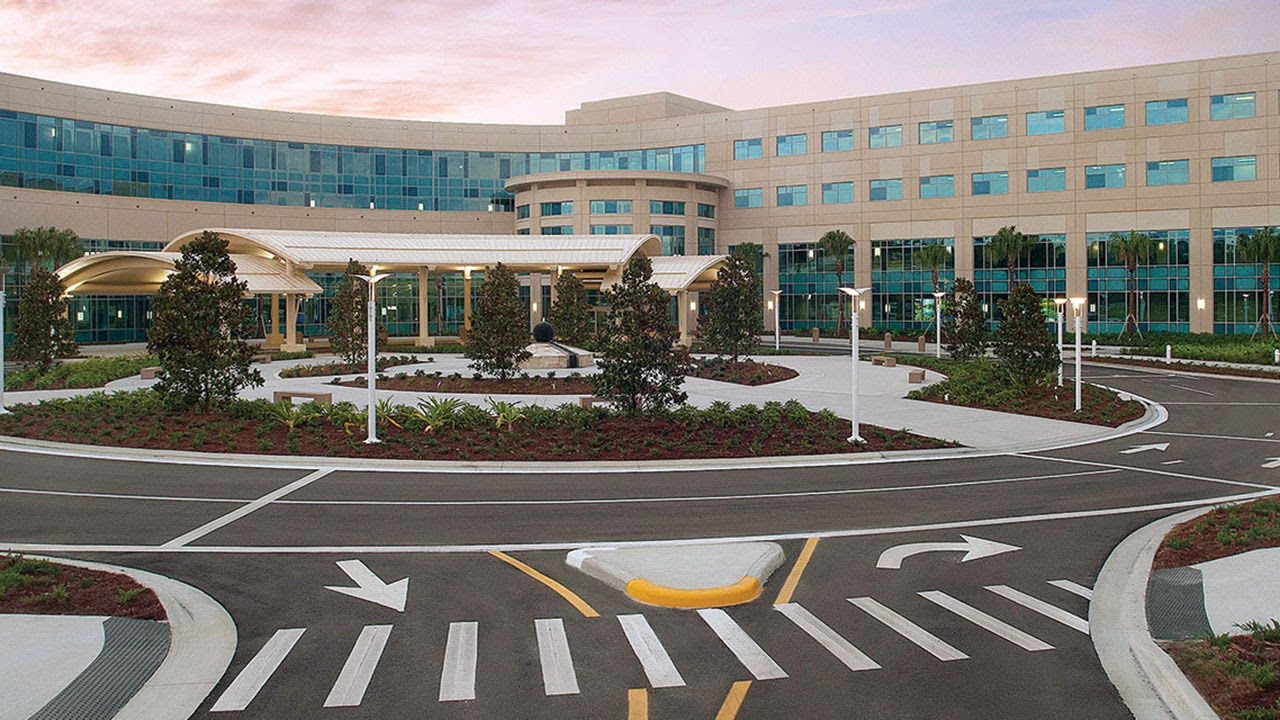 Maternity Center Tour at BayCare’s St. Joseph’s Hospital-South
