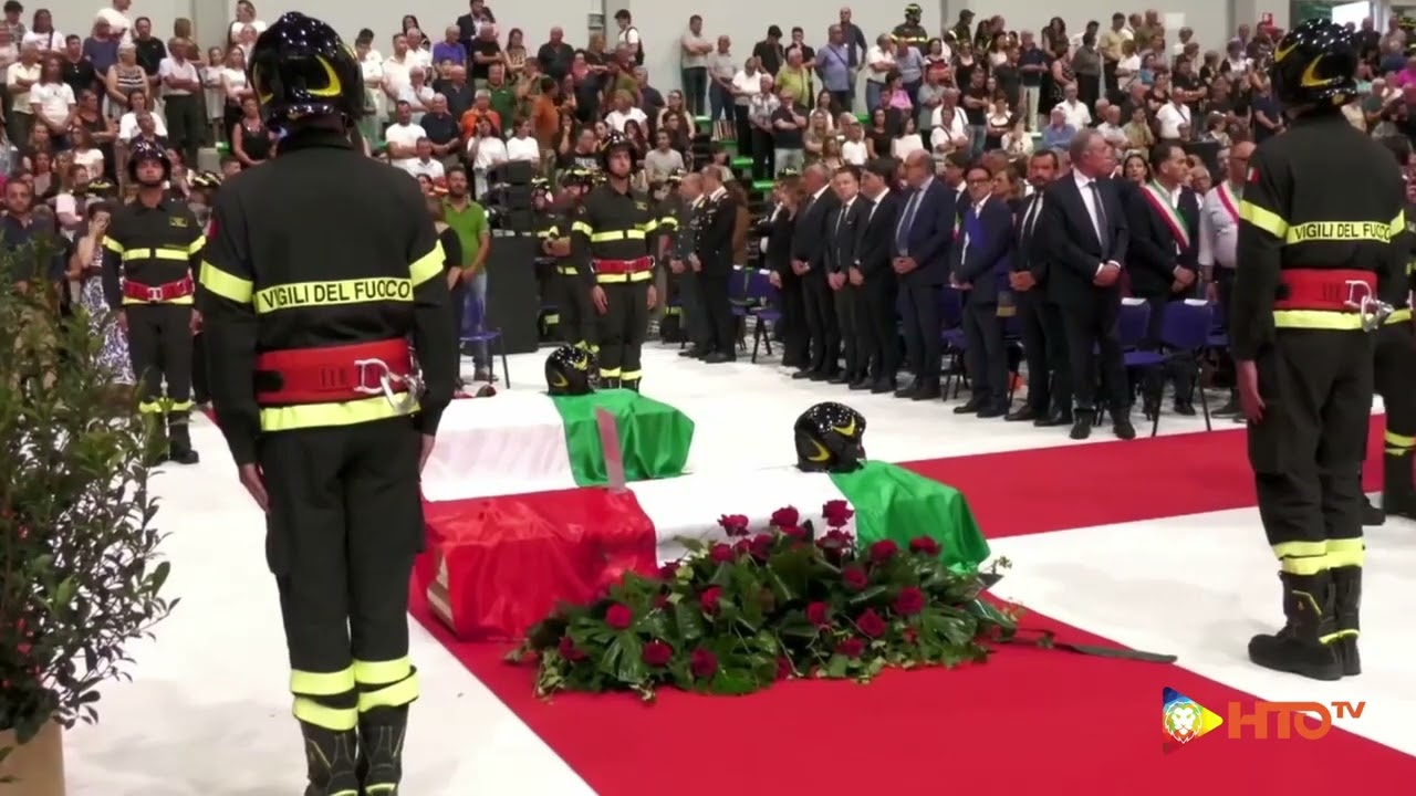 Matera - Esequie solenni per Giuseppe Martino e Nicola Lasalata deceduti in servizio - www.HTO.tv