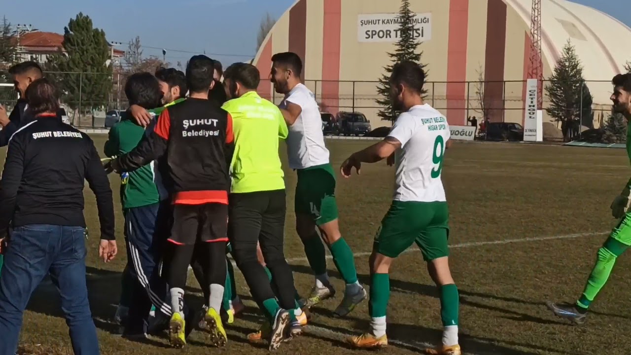 Şuhut Hisarspor Dinar Belediye Spor'u tek golle geçti