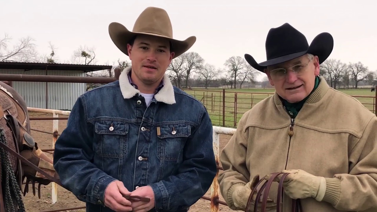 How to Hold Roping Reins