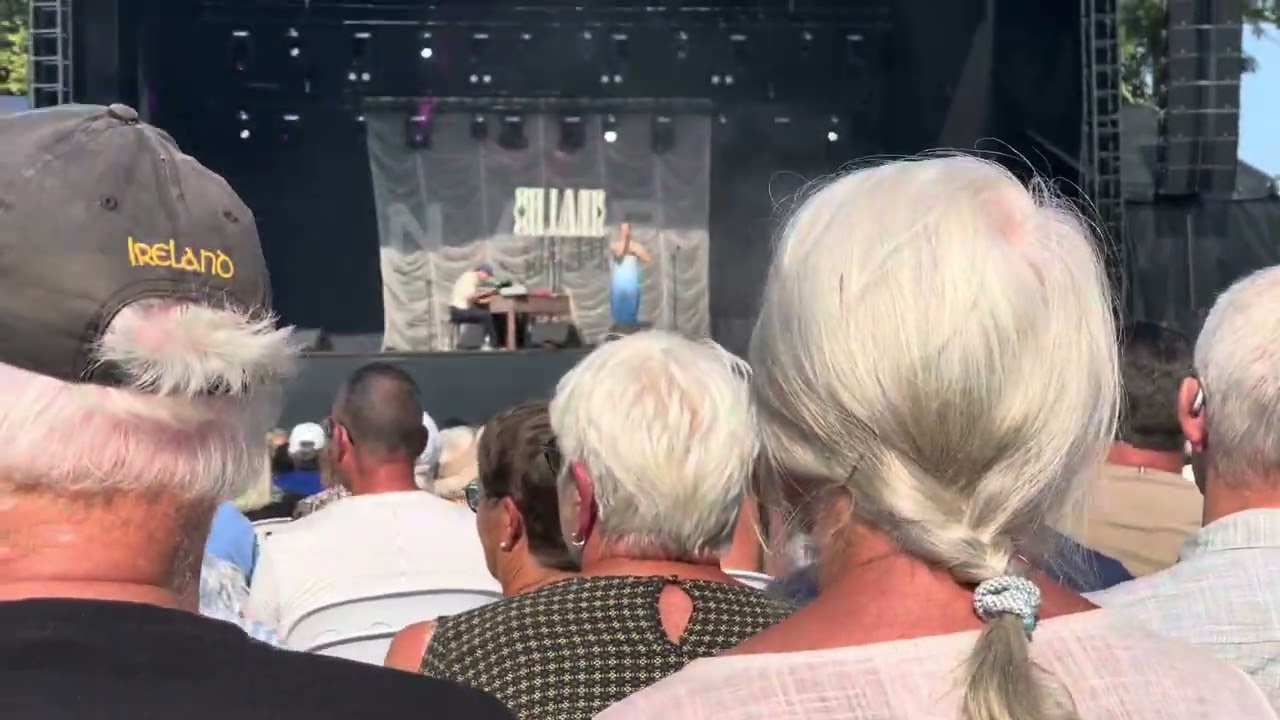 Speak out Now - Oh Land. Nær Festival 2024