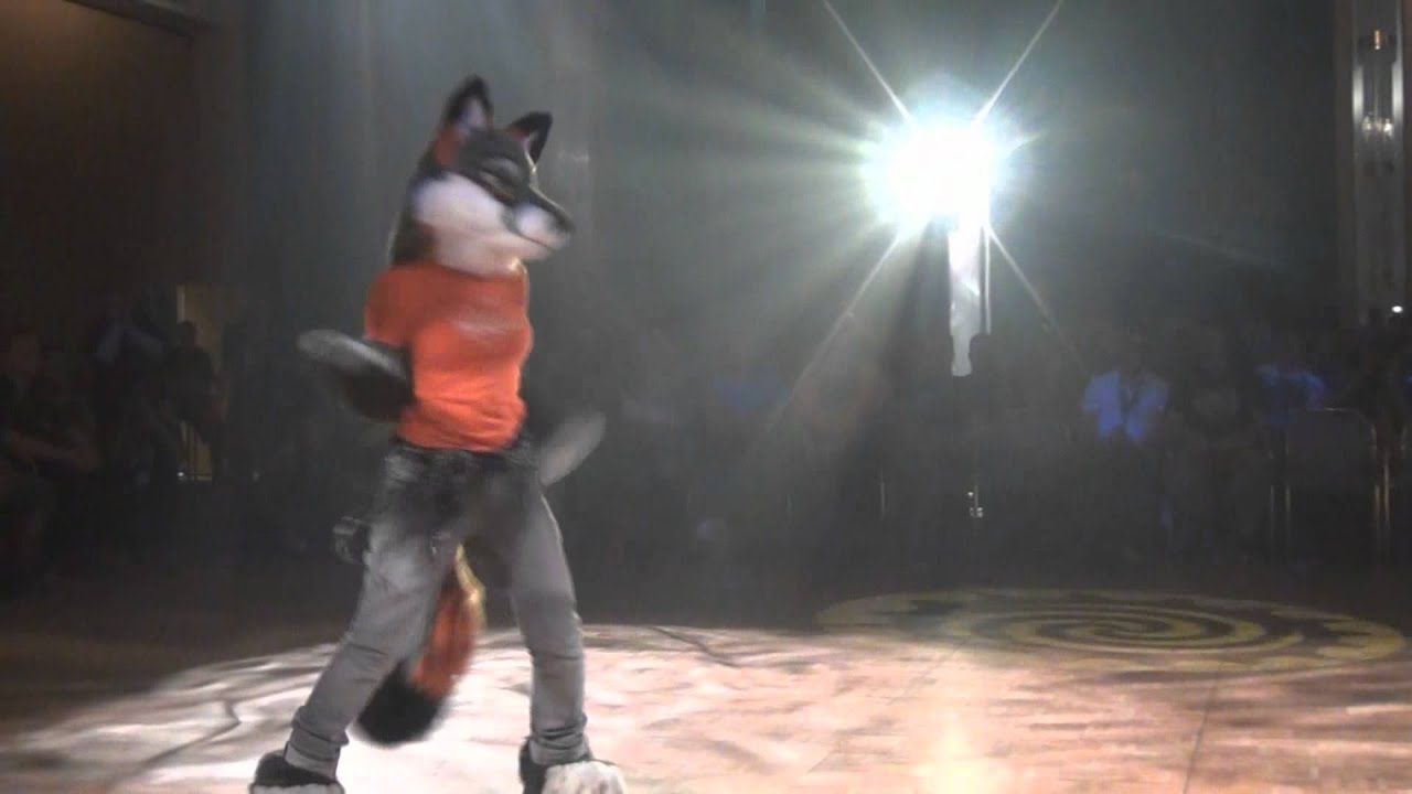 EF18 - Enter The Arena   -   1.4  EosFoxx