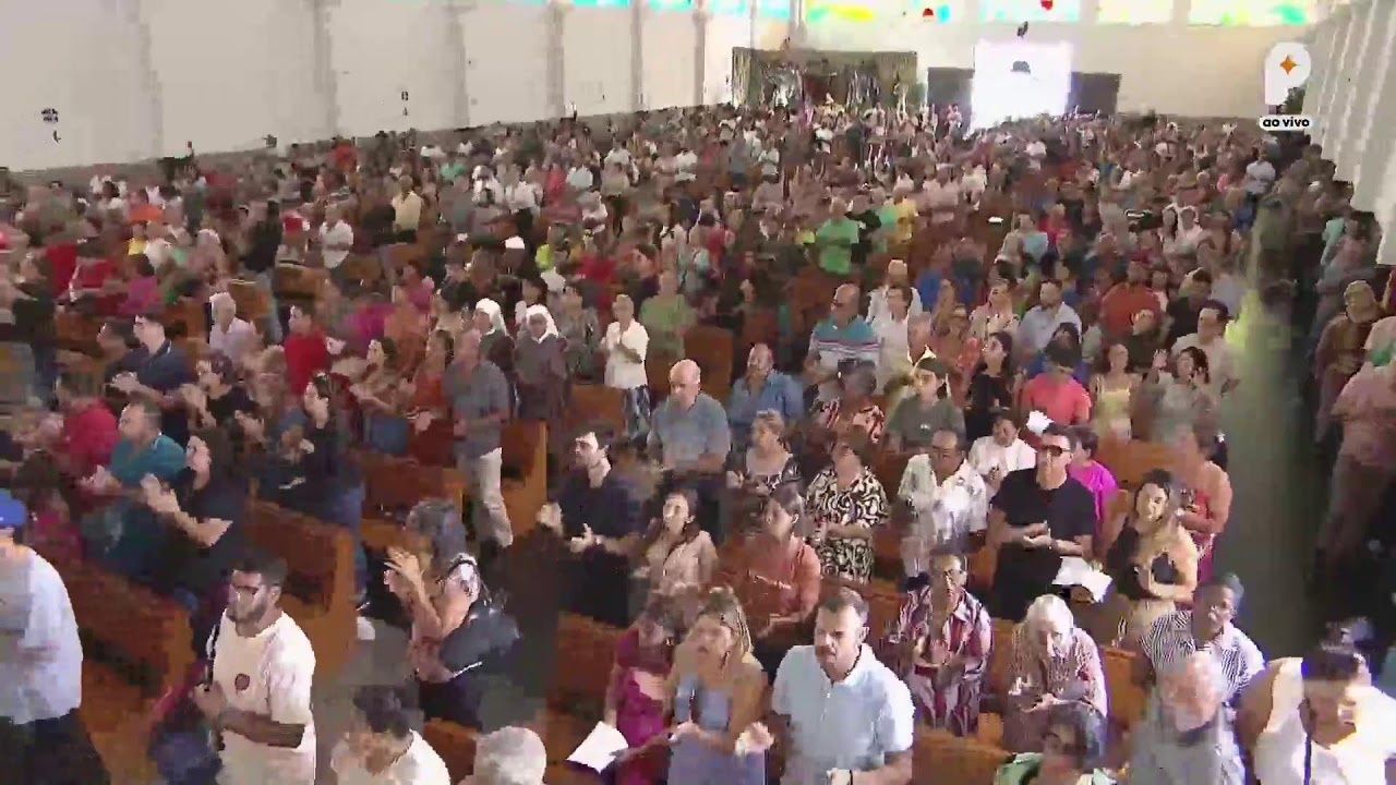 Santa Missa no Santuário Basílica do Divino Pai Eterno