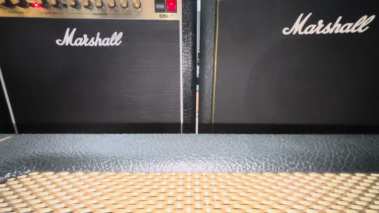 MARSHALL DSL20C　キャビネット比較