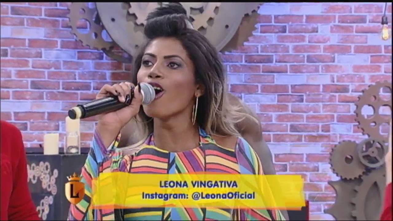 Leona Vingativa sai da internet e vai parar no palco do Legendários