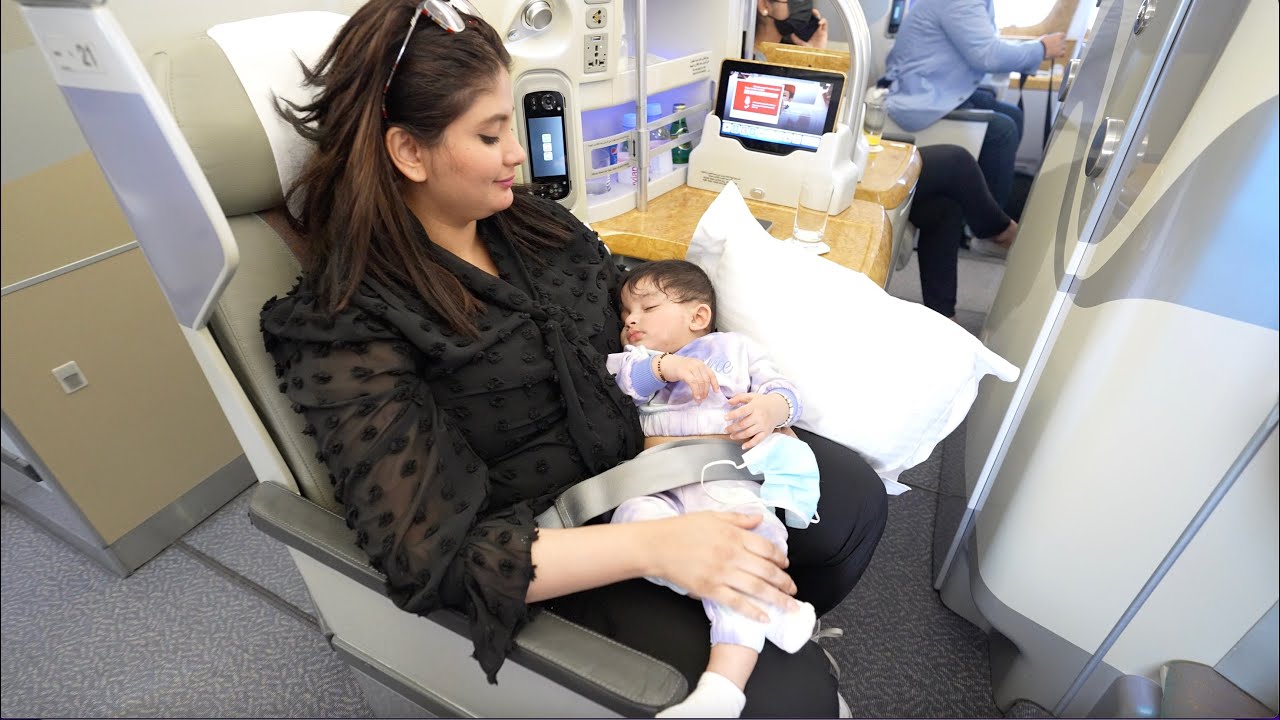 TORONTO TO DUBAI ON EMIRATES A380 ( TRAVELLING WITH A 9MONTH OLD) BUSINESS CLASS | MUMBAI