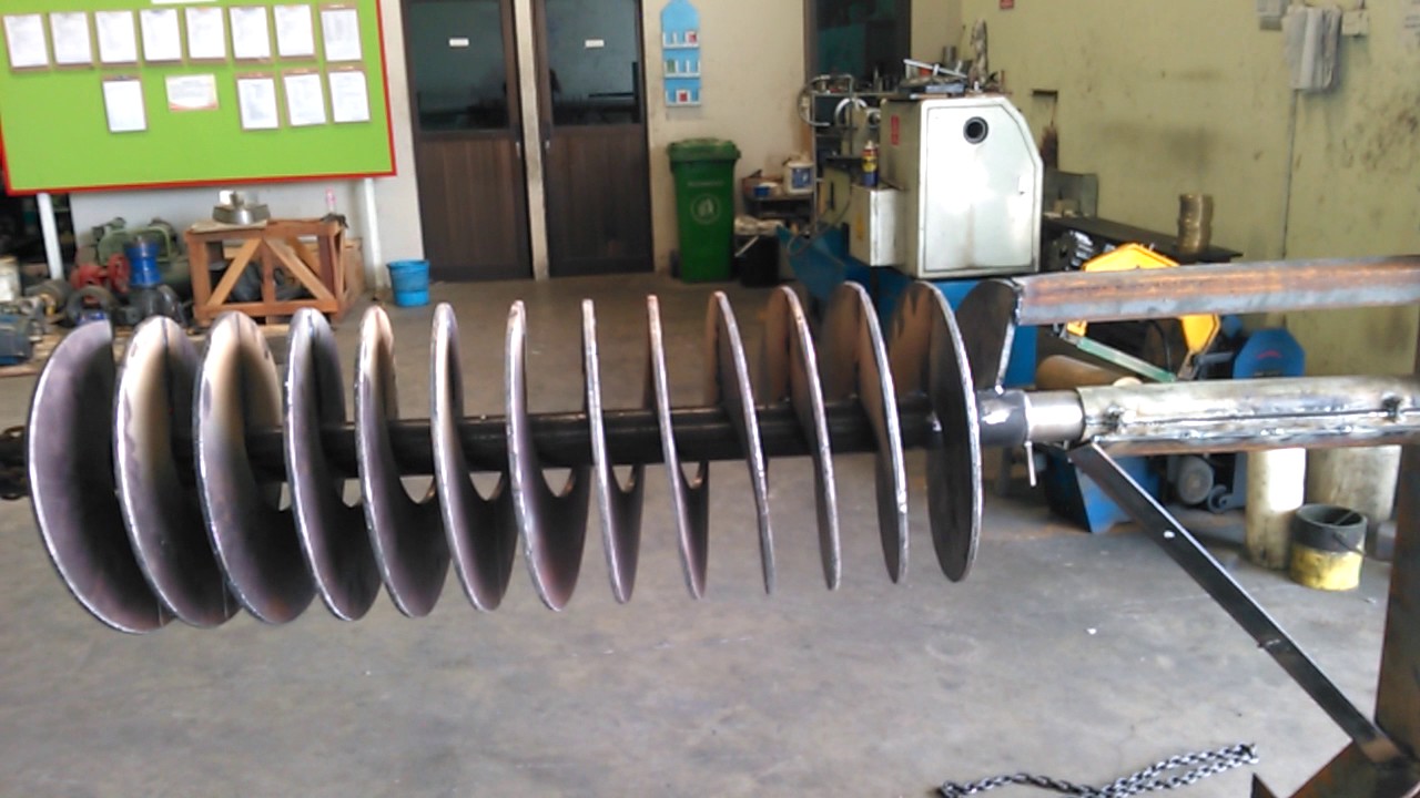 Pembuatan shaft screw