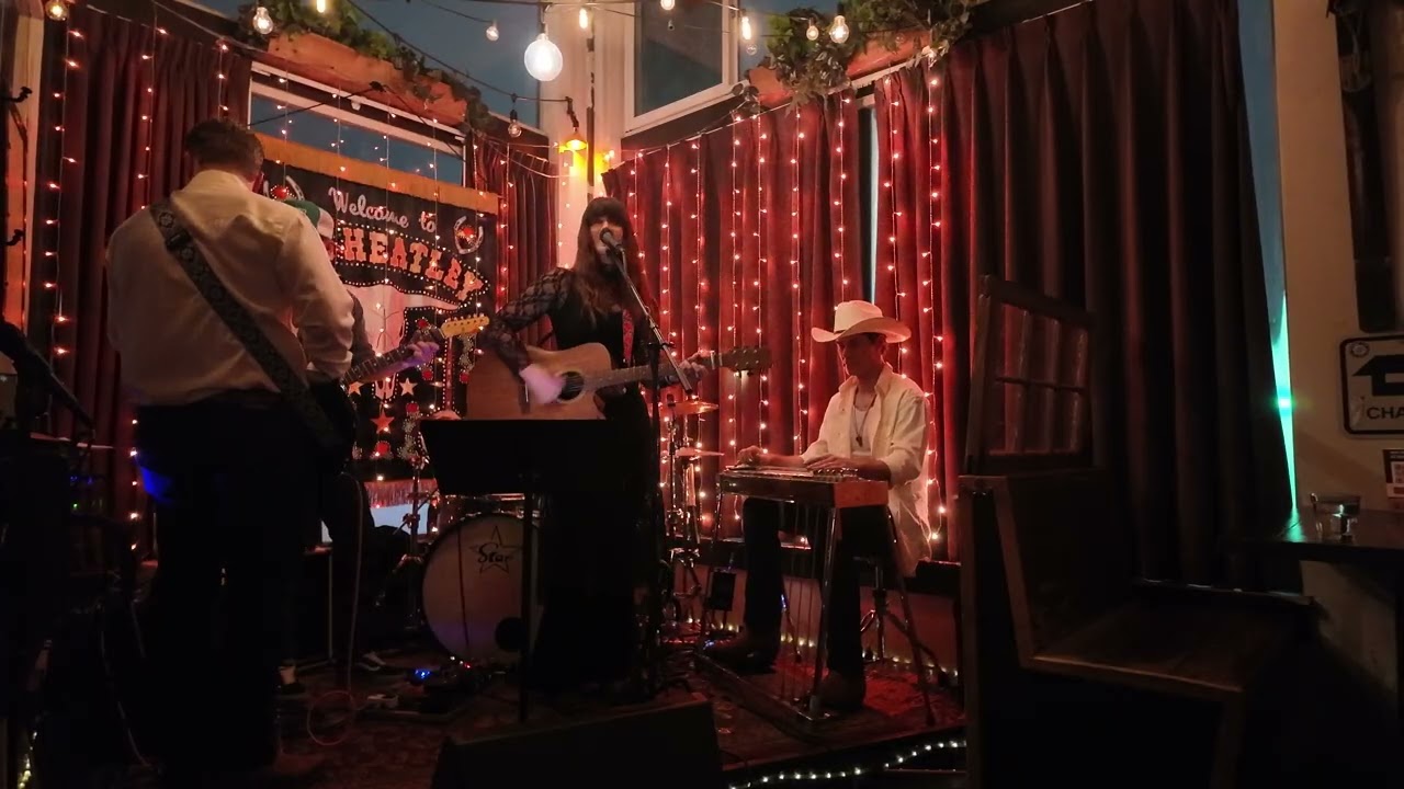 Choosin' Texas - Neev Doherty (Cover) | Live at the Heatley