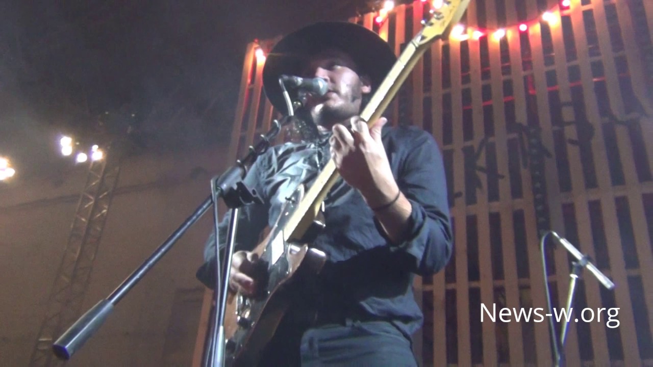 Night Beats - Jack Friends' BBQ - live songs in Moscow, Strelka 17.06.2017