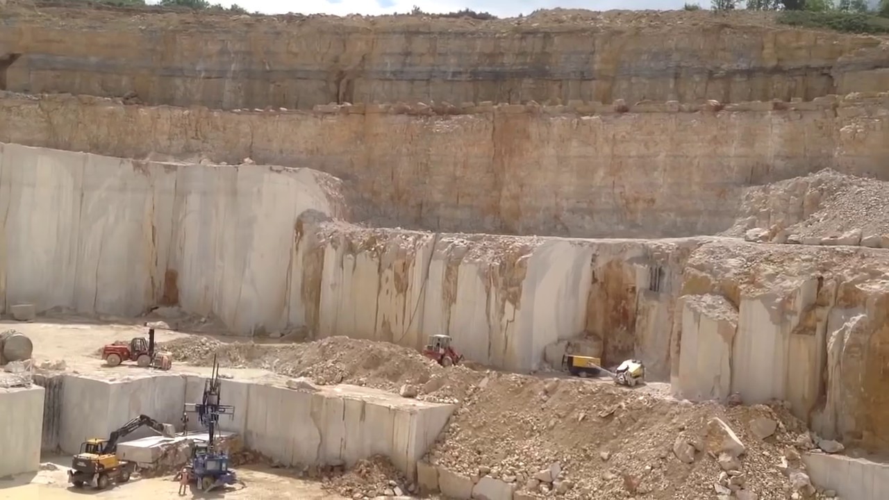 COMBLANCHIEN LIMESTONE QUARRY IN COMBLANCHIEN, FRANCE / CHRIS WINNEGAR (FRENCH LIMESTONE)