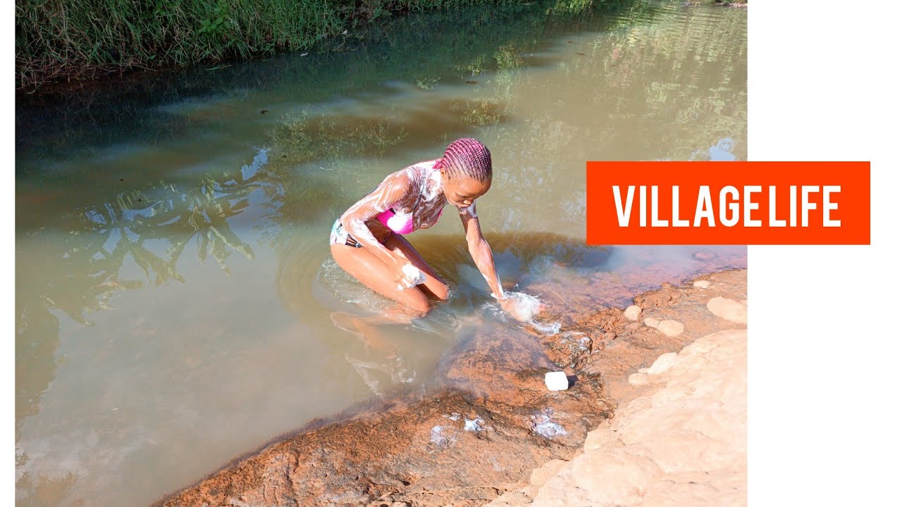Outdoor African shower/how African bathes in the rivers#villagelife #africa #kenya