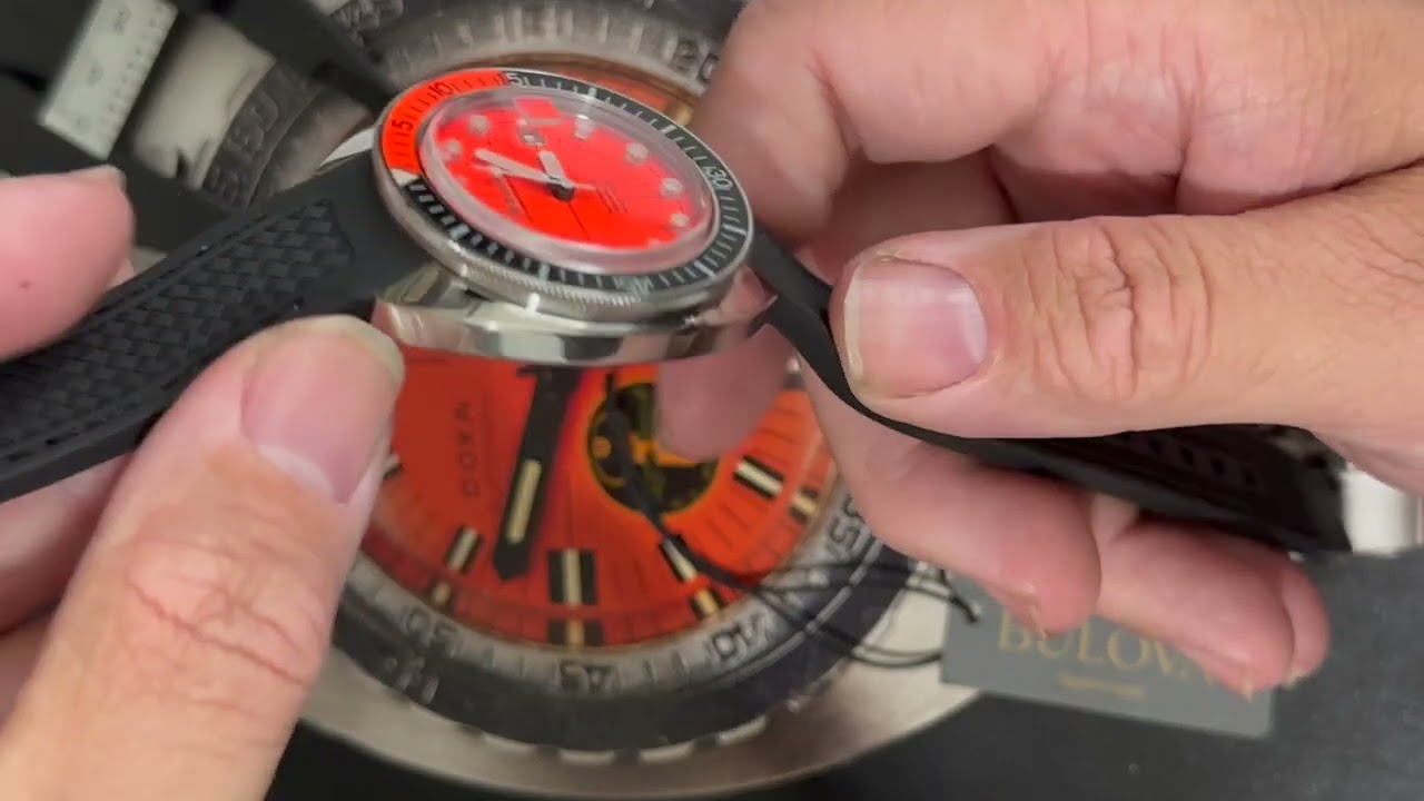 Bulova Devil Diver or Doxa Black Lung? #bulova #watchreviews #divewatch
