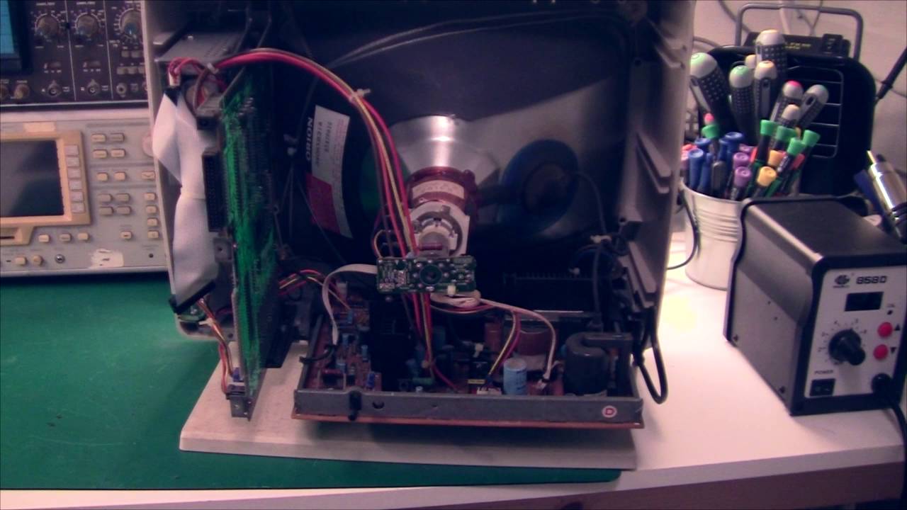 Teardown and repair of Amstrad PCW-8256 / PCW-8512