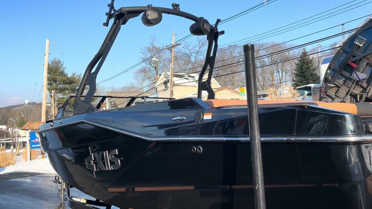 2026 Axis wake T235 walk around