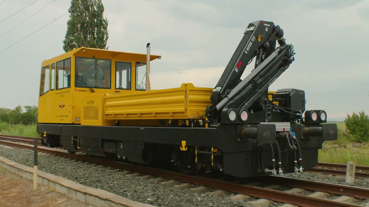Hiarom Invest Self-Propelled Wagon in 4k