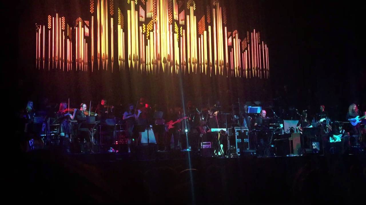 Hans Zimmer - Interstellar Medley(The SSE Arena, Wembley)