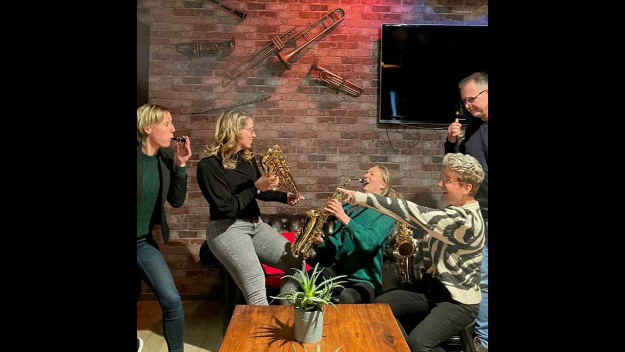 Rozemarijn Timmer over Saxofoons op school