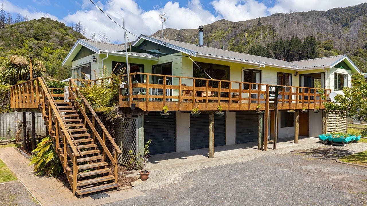 2316 Queen Charlotte Drive , Ngakuta Bay , Marlborough Sounds NZ