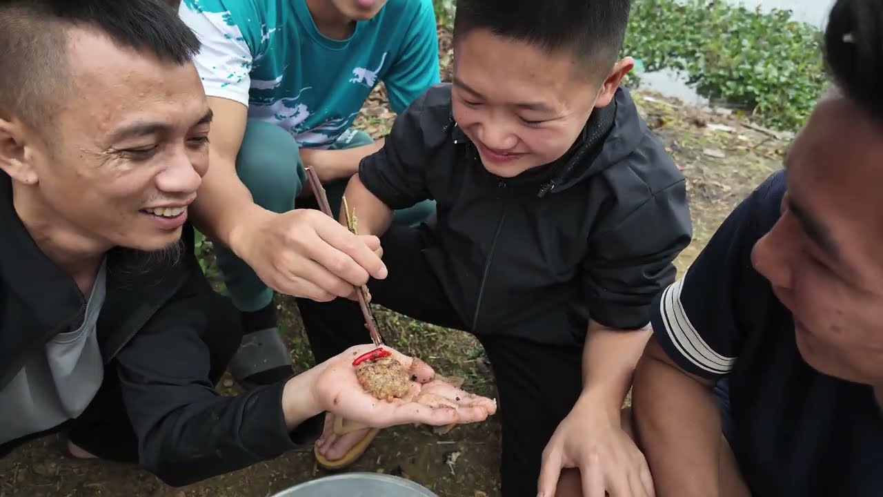 Săn Thủy Quái Và Màn Ẩm Thực Có 1 Không 2