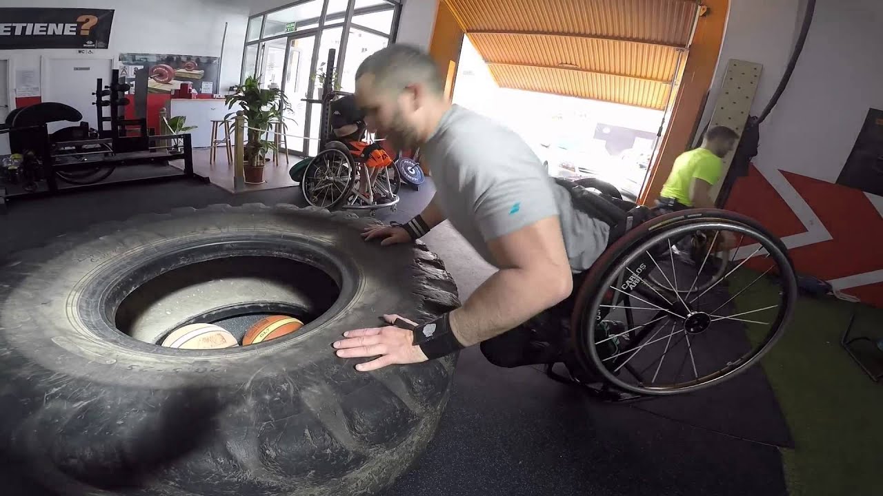 Adaptive crossfit CrossFit Antara, Miguel Martínez Rodríguez #5# adaptado a silla de ruedas