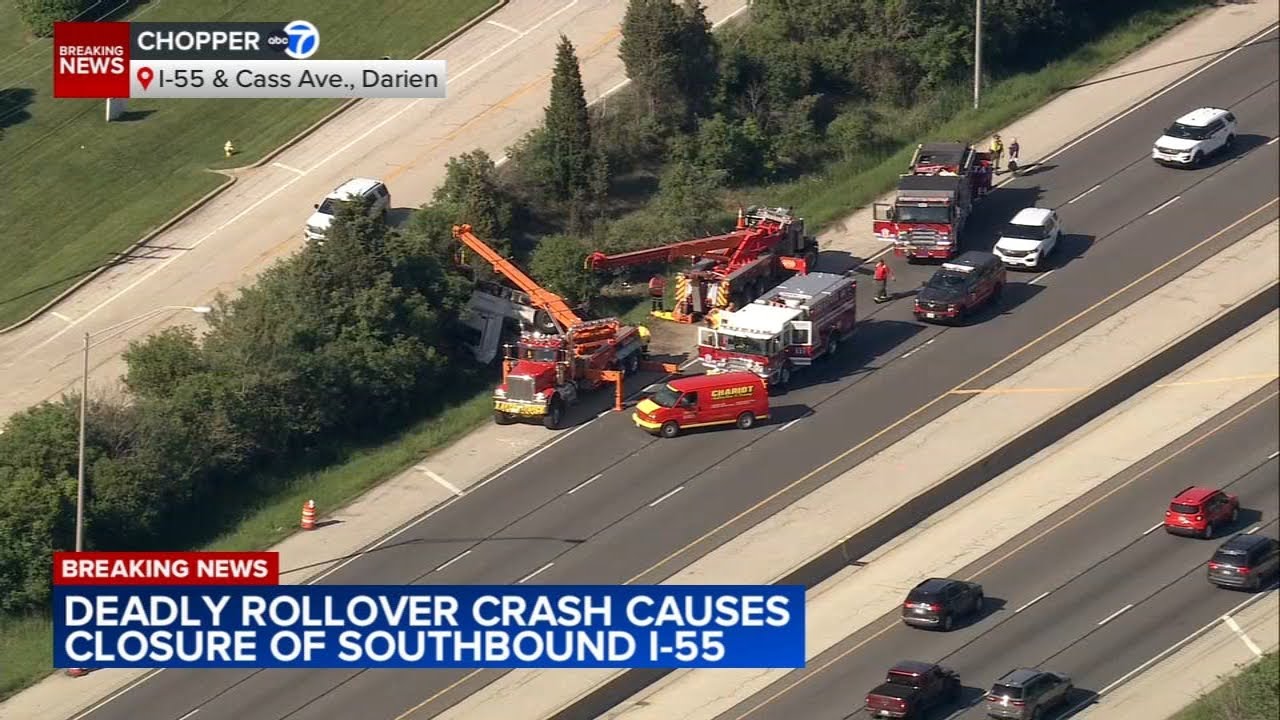 1 killed in rollover crash on I-55 in DuPage County, all southbound lanes closed, state police say