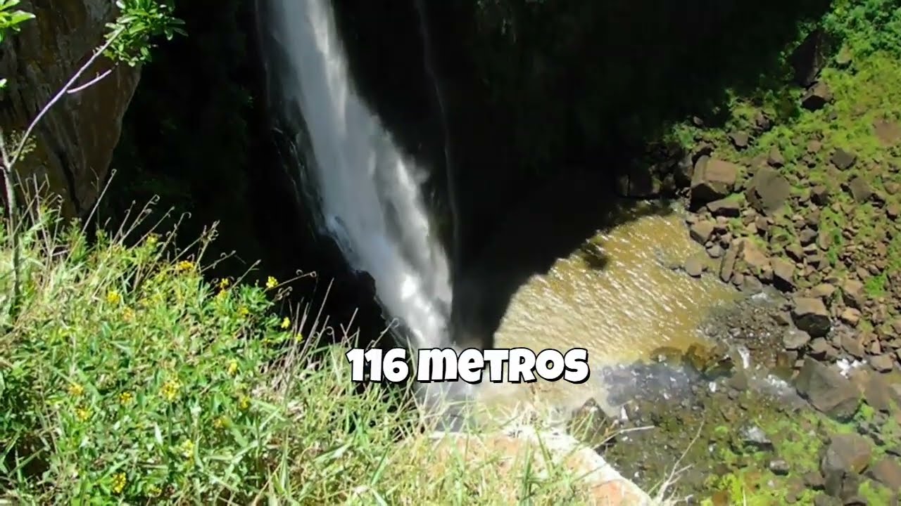 Diante do Salto Apucaraninha | 116m de Natureza Imponente