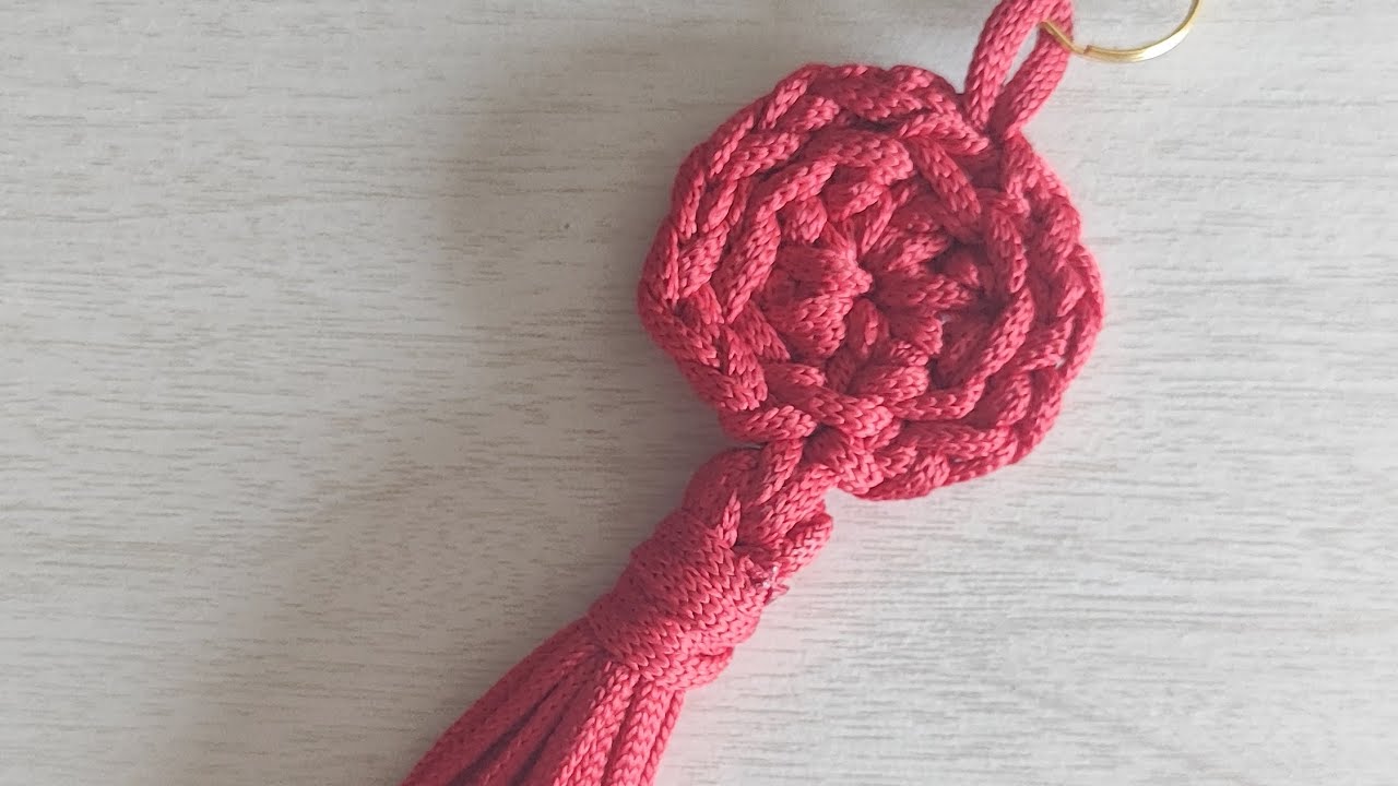 Como fazer mandala de crochê - chaveiro ou lembrança de batismo