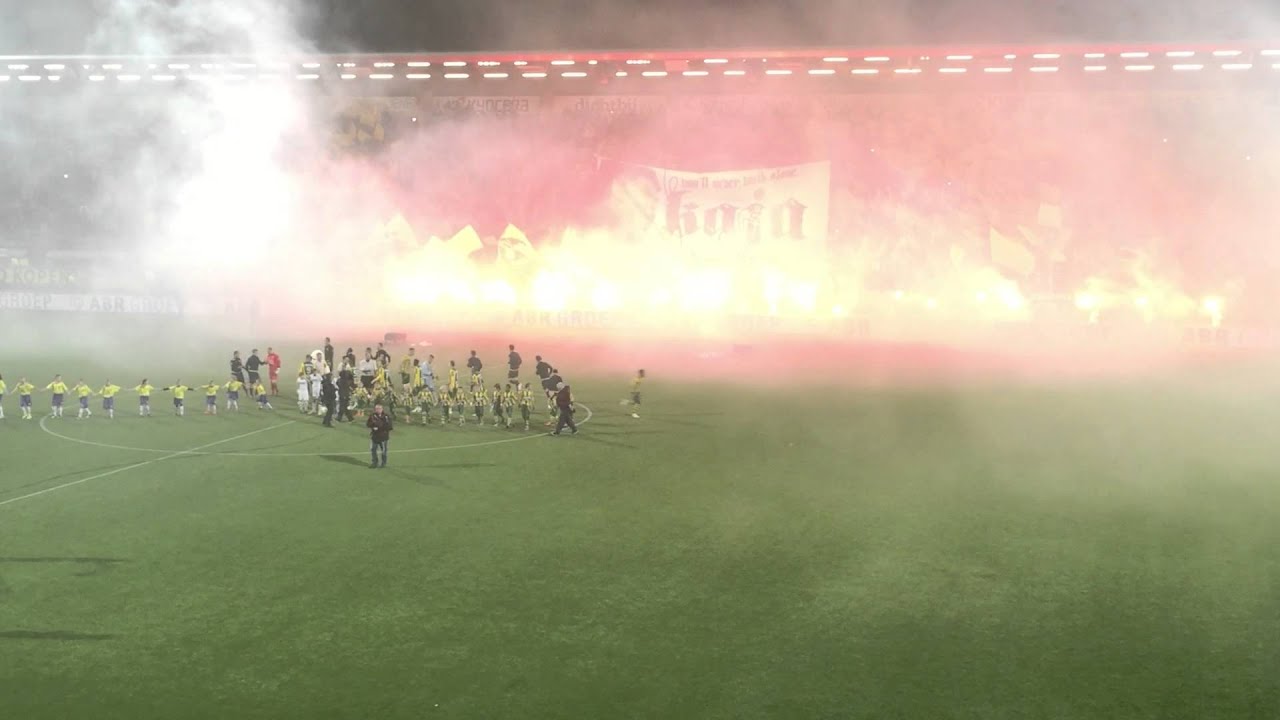 Eerbetoon Kaja - ADO Den Haag sfeer