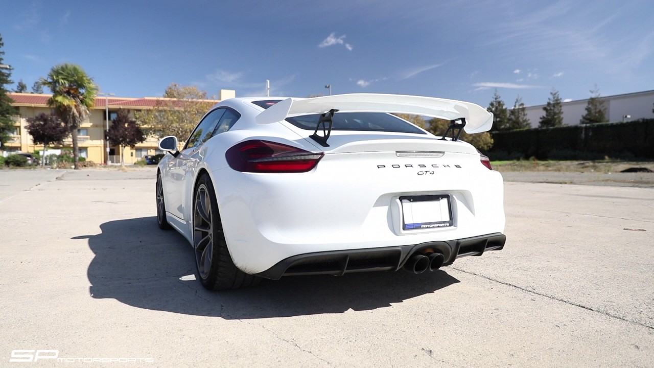 Porsche GT4 (Stock) vs Porsche GT4 (Cargraphic Sport Headers)