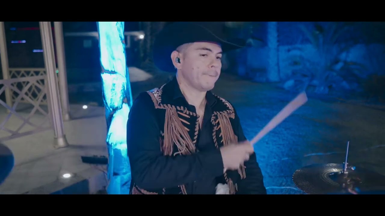 Merino El Perron - Chuy Alday y Los Sucesores (En Vivo)