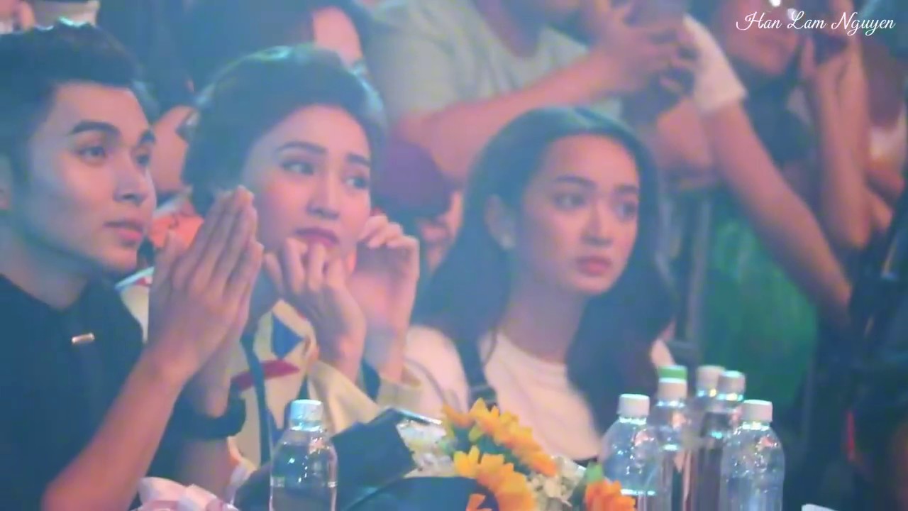 [FANCAM] [20.11.2017] Ninh Dương Lan Ngọc quẫy khi thí sinh hát Cô Ba Sài Gòn