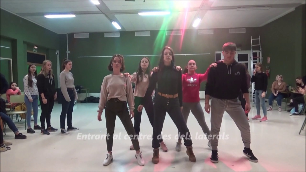 IES CLOT DEL MORO. Ball de la dona 7.3.2019. TUTORIAL