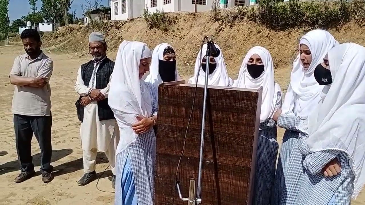 Morning assembly.Dua.prayer.H.s.Hanch Doda.A khuda ham bea kasoo....