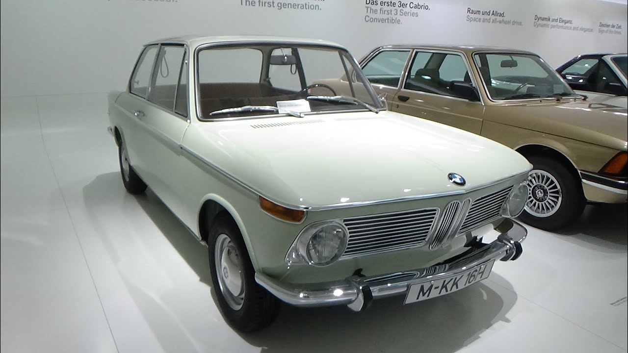 1966 BMW 1600-2 - BMW Museum München 2022