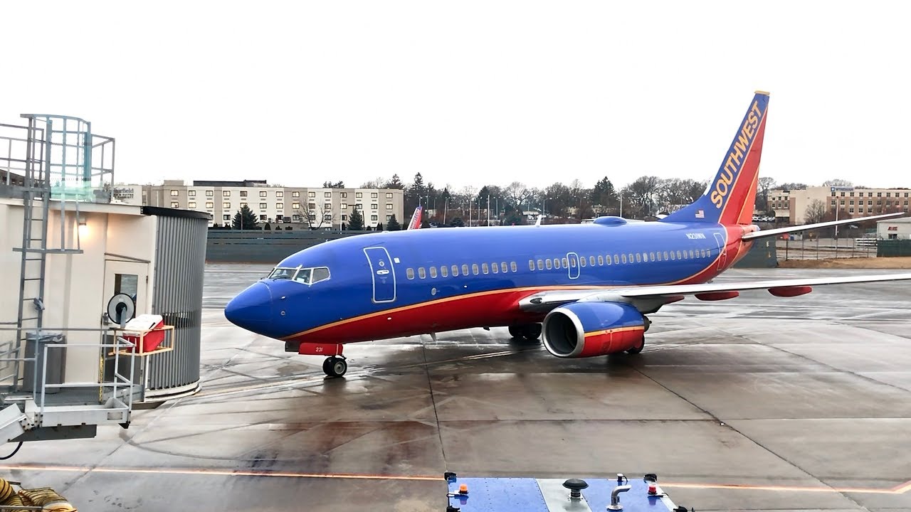 Providence (PVD) Time-Lapse – Southwest Airlines – Boeing 737-700 & More – TLS Ep. 112